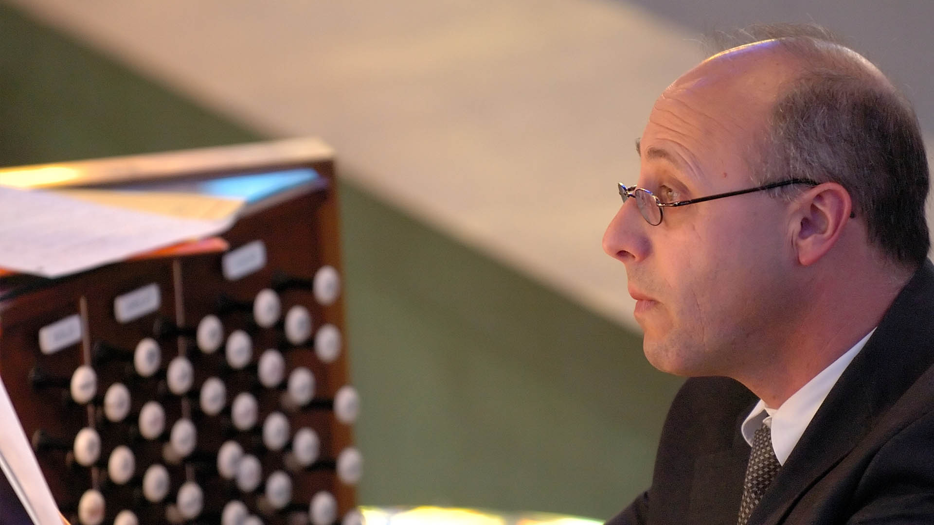 Ezequiel Menendez, organist