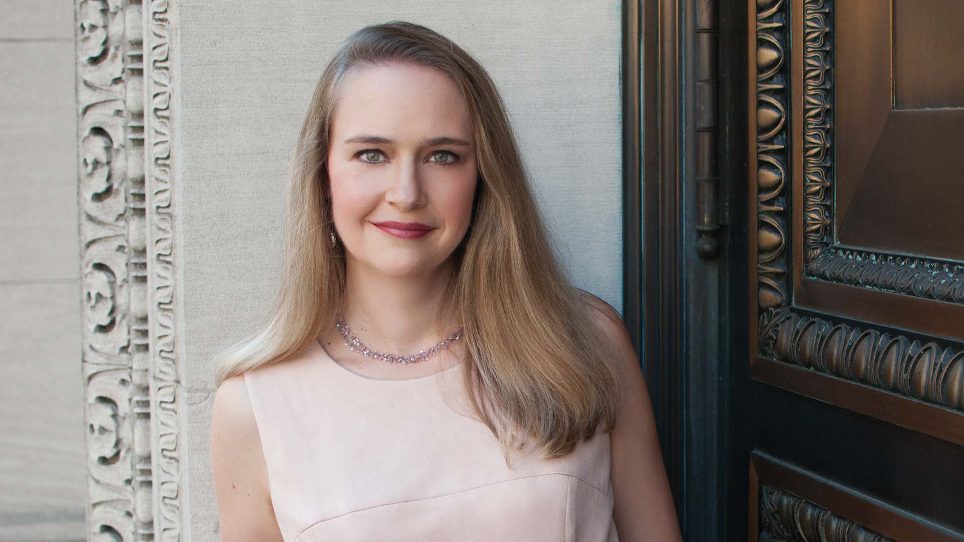 Organist Renee Luprette