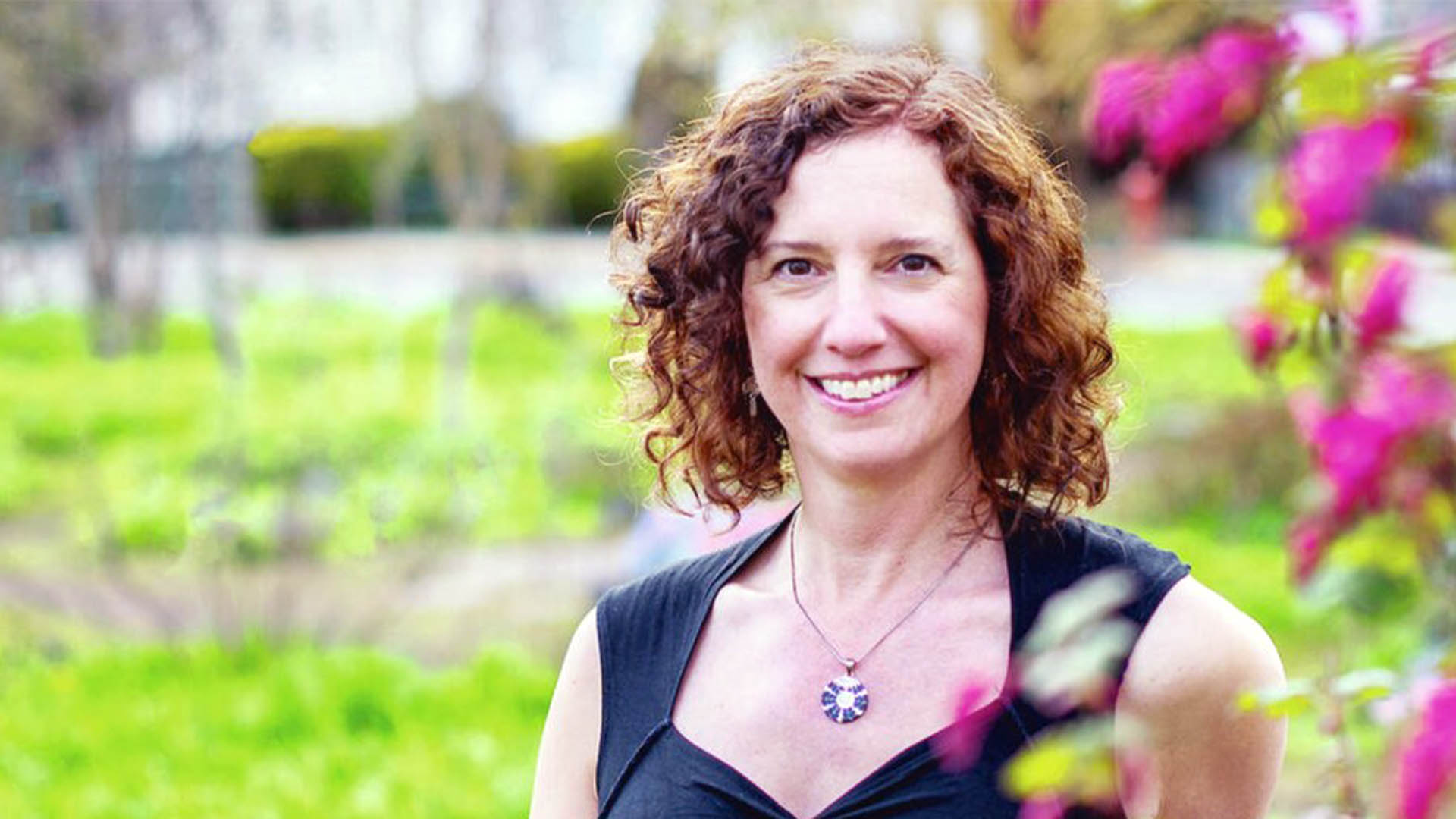 journalist and author Erica Gies